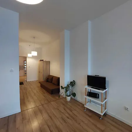 Apartment Jednosci 46 *